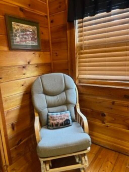 Yogi'S Den: Breathtaking Views! 3 Min To Dollywood, On 1 Acre! Villa Sevierville Exterior photo